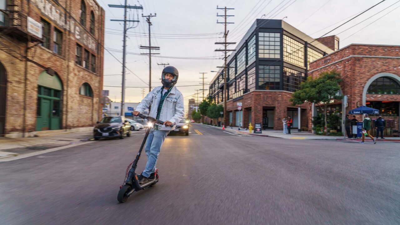 NINEBOT P100SU BY SEGWAY