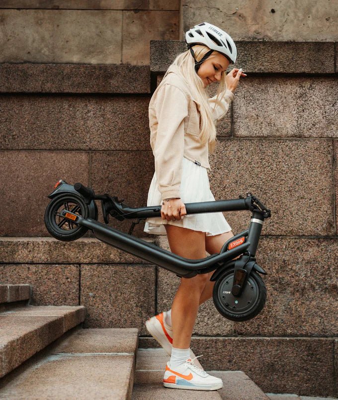 Atomi E20 - Elsparkcykel - Wheelyshop