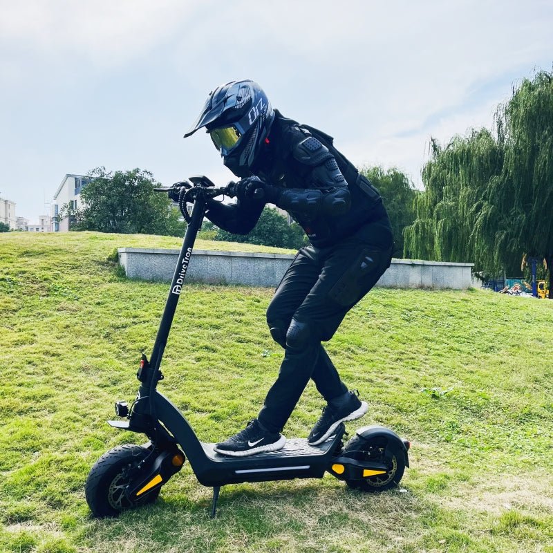 DriveTron DT06 (Dual - Motor) - Elsparkcykel - Wheelyshop
