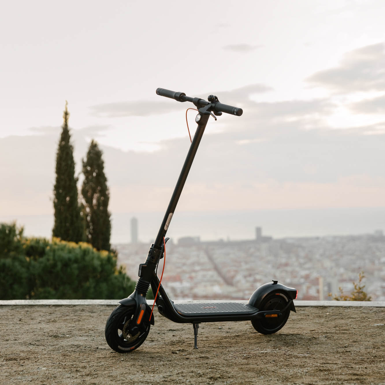 NINEBOT F2 Pro BY SEGWAY - Elsparkcykel - Wheelyshop