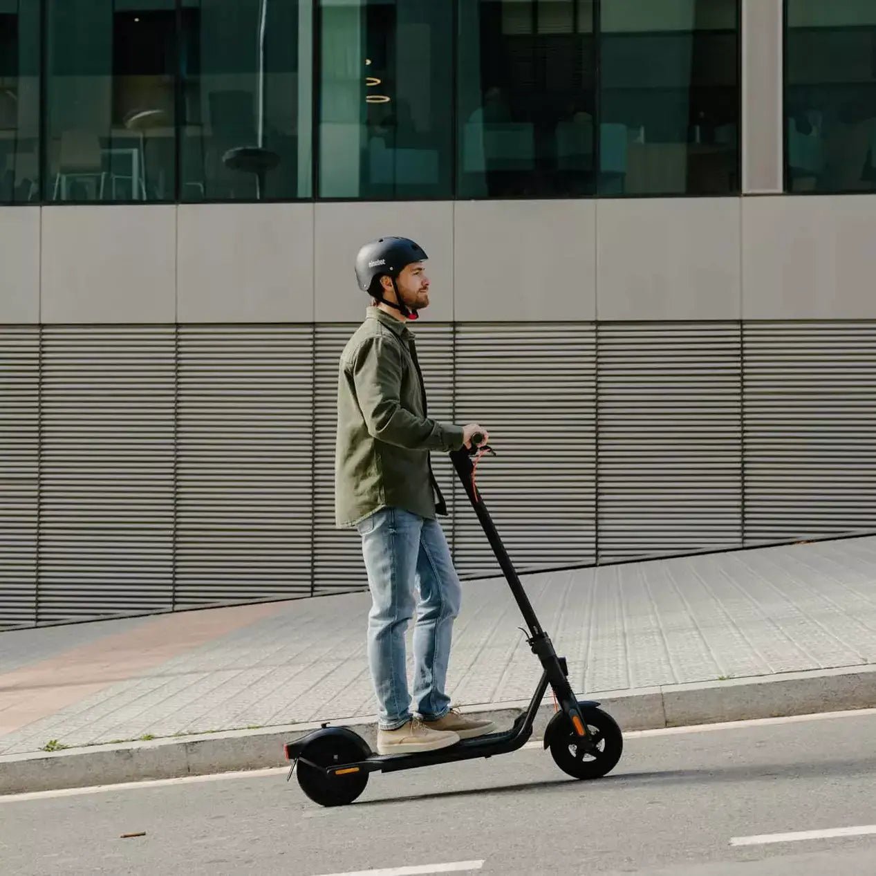 NINEBOT F2 Pro BY SEGWAY - Elsparkcykel - Wheelyshop