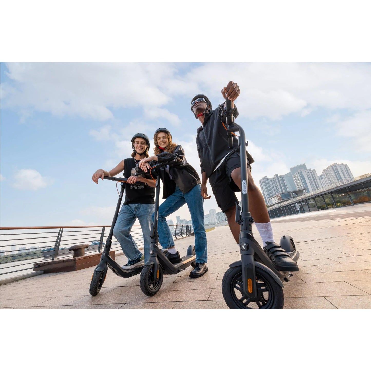 NINEBOT MAX G2 BY SEGWAY (Global Version)