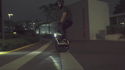 InMotion V12S