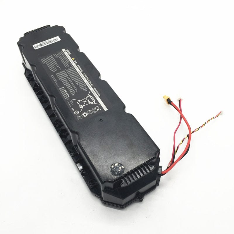Original batteri Ninebot G30 | Pålitlig LI-ON batteri. 15300mAh/551Wh, 36V med mått 87x50x390mm | Wheely Shop