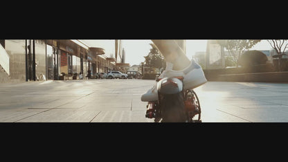 Video på kugoo Kirin M4 Pro | Vuxen elsparkcykel / elscooter. Kör 45 km/h och räckvidd upp till 70 km | Wheely Shop